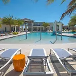 13-Bedroom Resort Home With Pool Hot Tub & Bbq